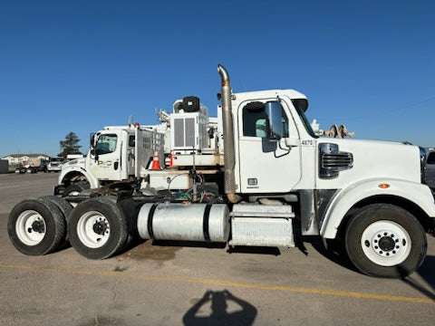 A white freightliner Coronado for sale Seller 7 VIP in Texas