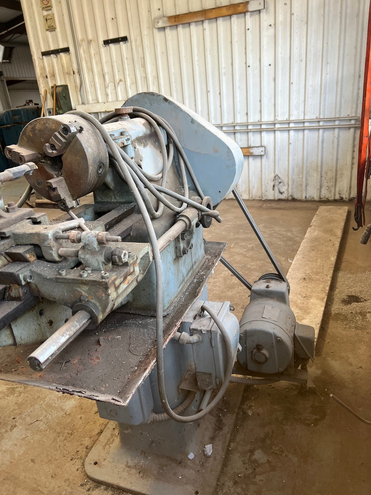 Fischer Oil-Groove Cutting Machine