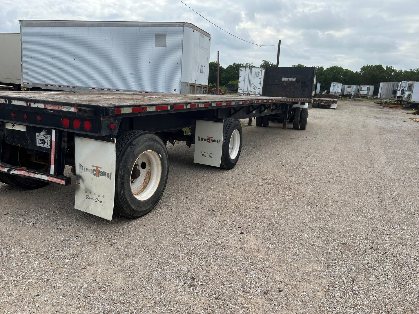 2010 Direct Flatbed Trailer