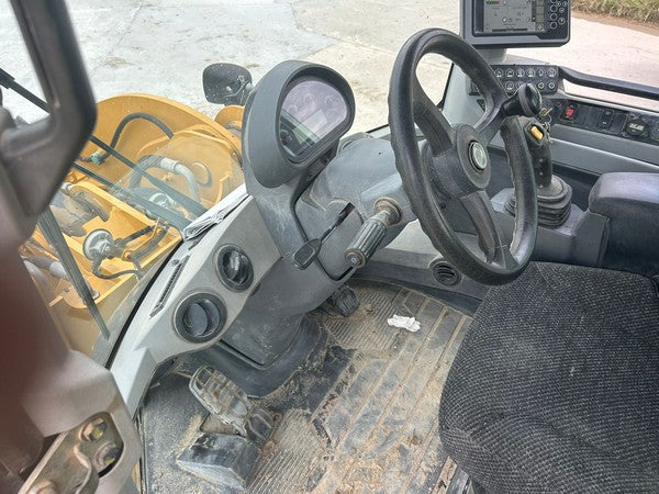 2015 Cat 926M Wheel Loader - Seller7