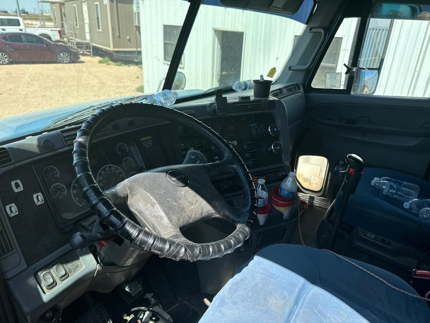 2009 Freightliner 14.0 L Eaton 13 speed