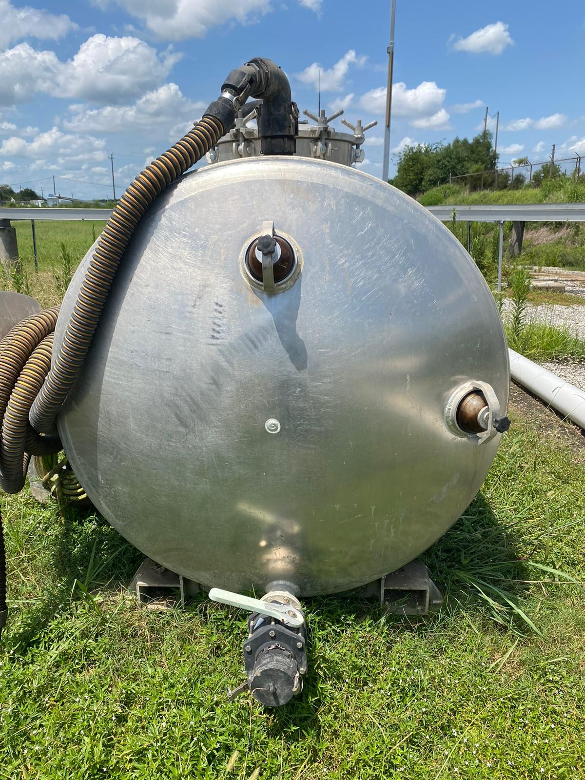 2022 950 Gallon KeeVac Vacuum Tank