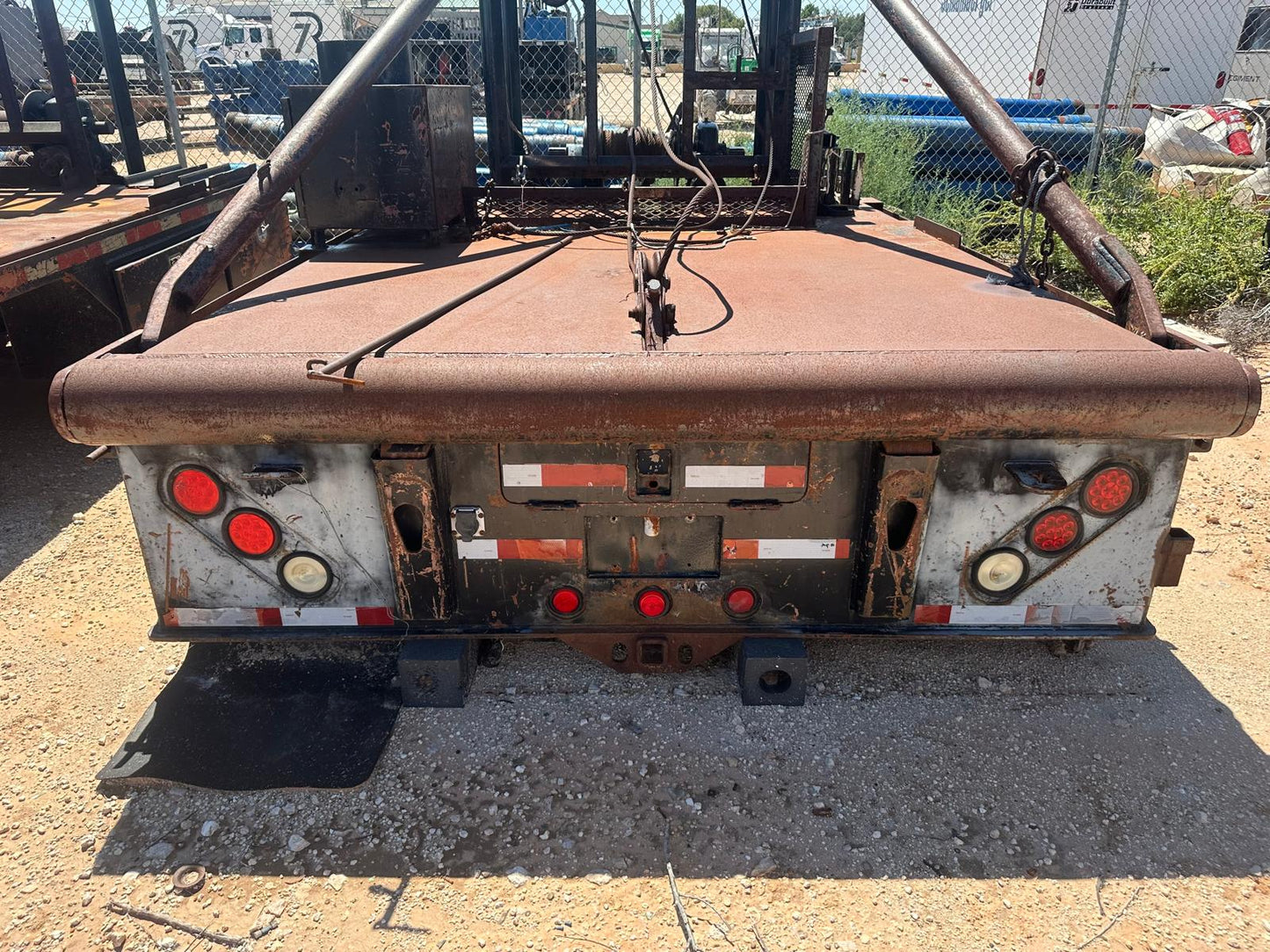 Custom Gin Pole Winch Truck Bed