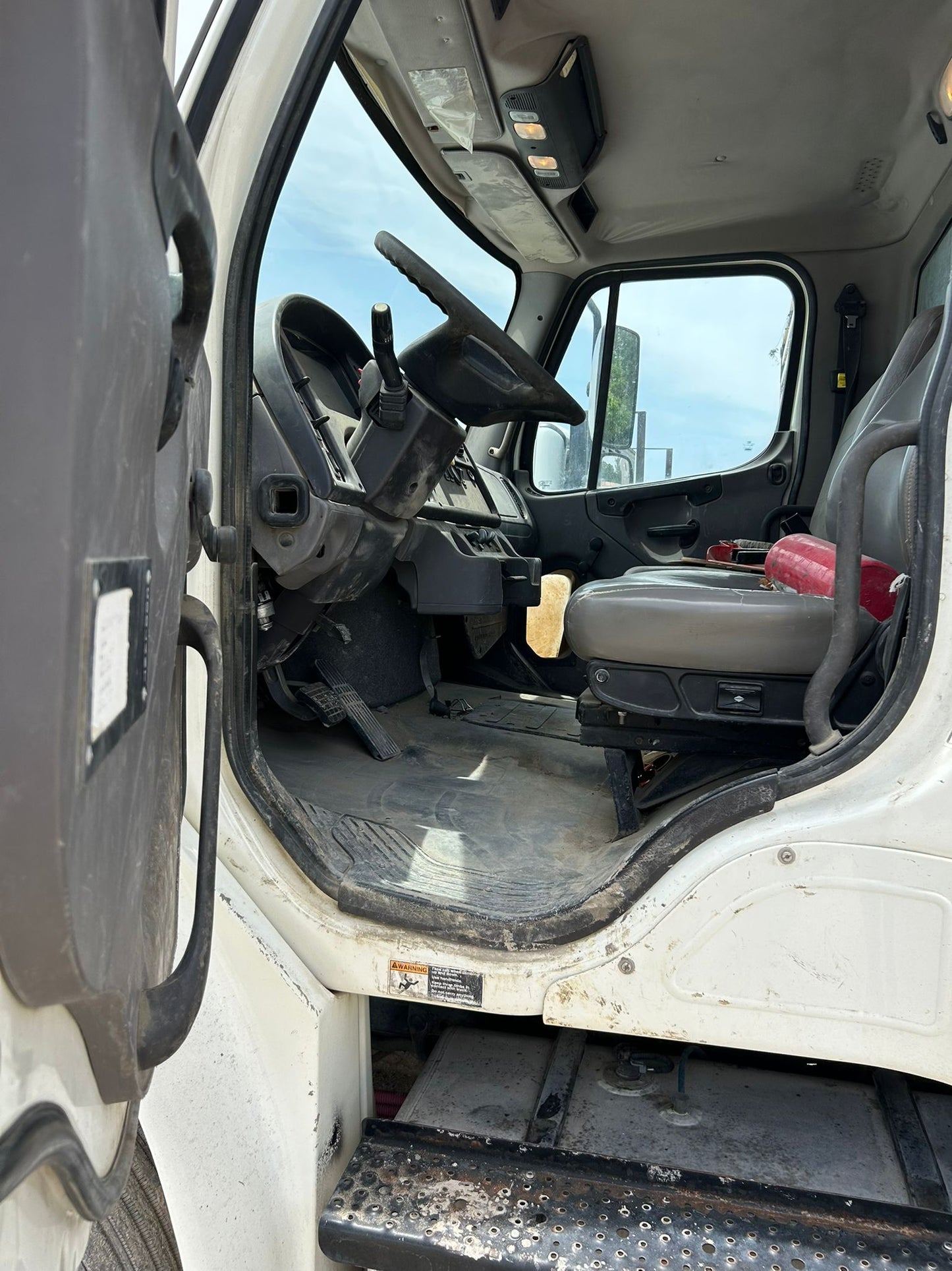 2015 Freightliner M2 106 Medium Duty Flat Bed Truck