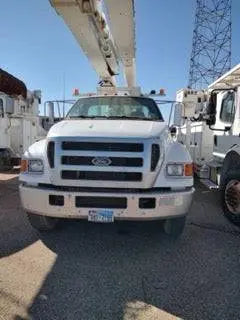 "2004 Ford Bucket Truck | Used Construction Equipment | Buy and Sell Pre-Owned Trucks"