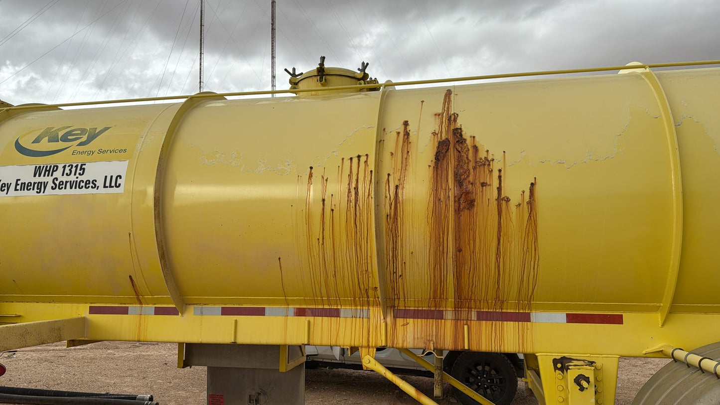 2010 5880 Gallon Kill Truck Tanker Trailer