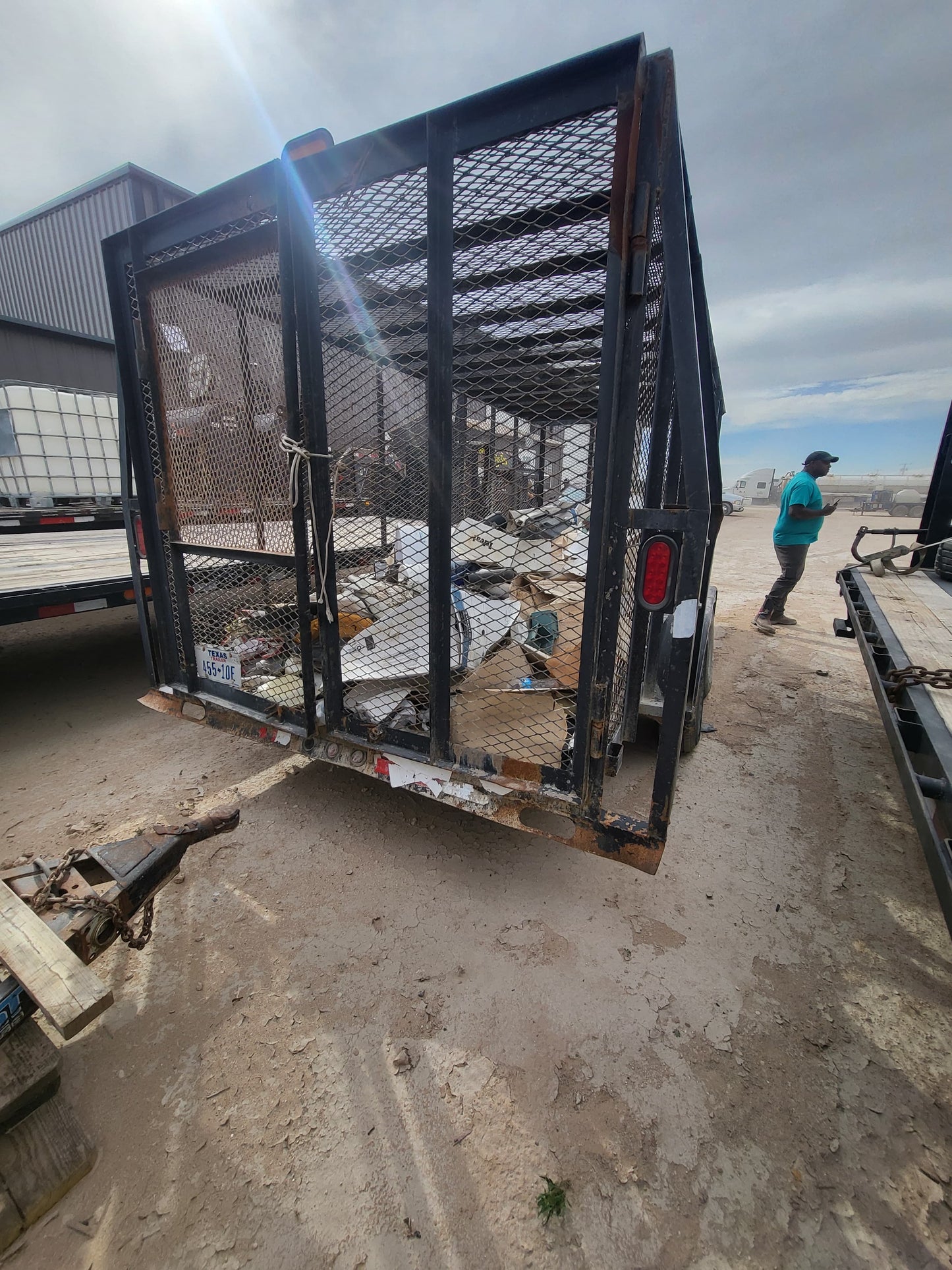 2013 Top Hat Trash Trailer