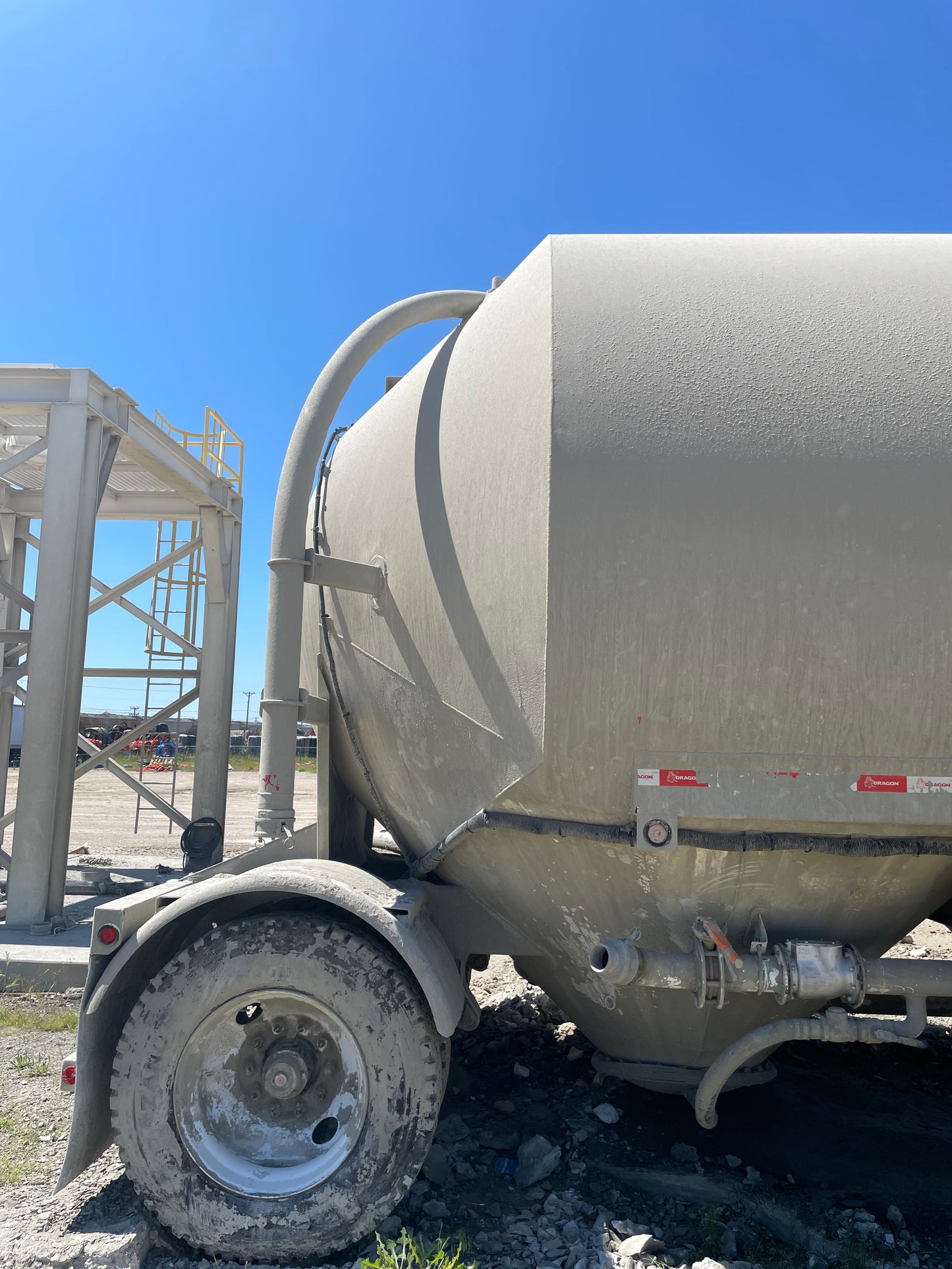 Heco Low Profile Portable Cement Pig
