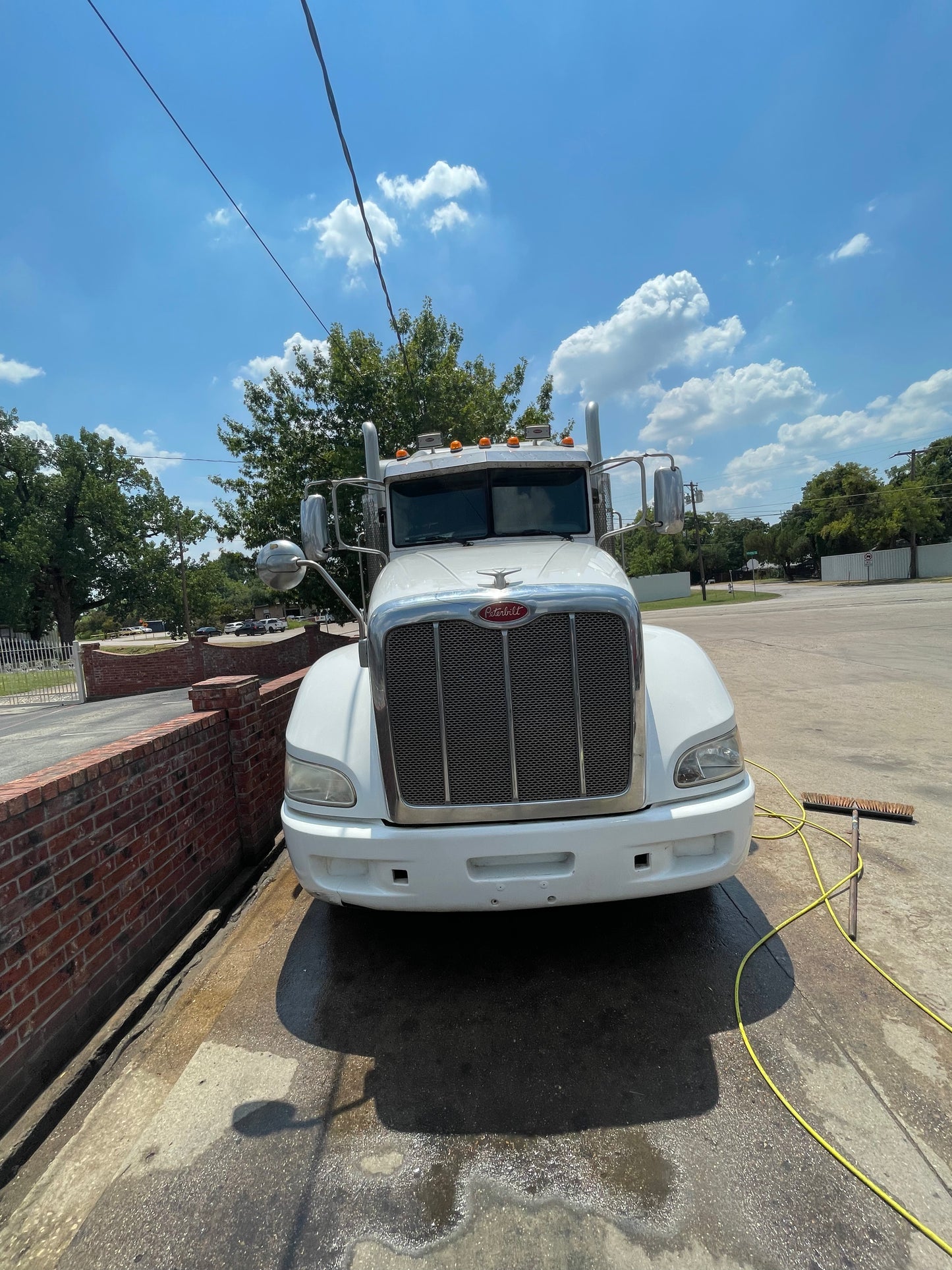 2014 Peterbilt 386 Sleeper Cab