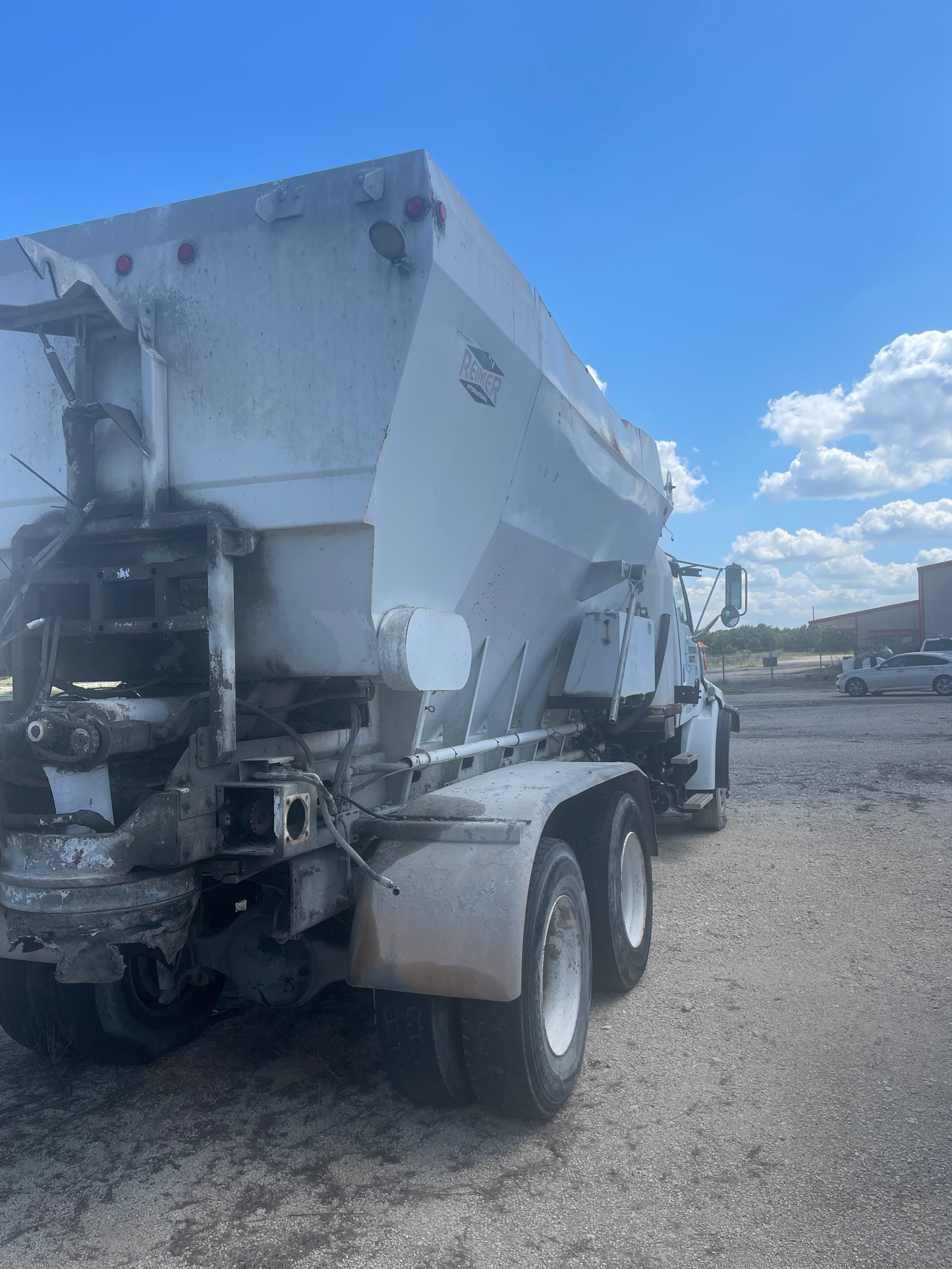 2006 Freightliner Sterling Division L9500 Series Truck With Reimer Mixer