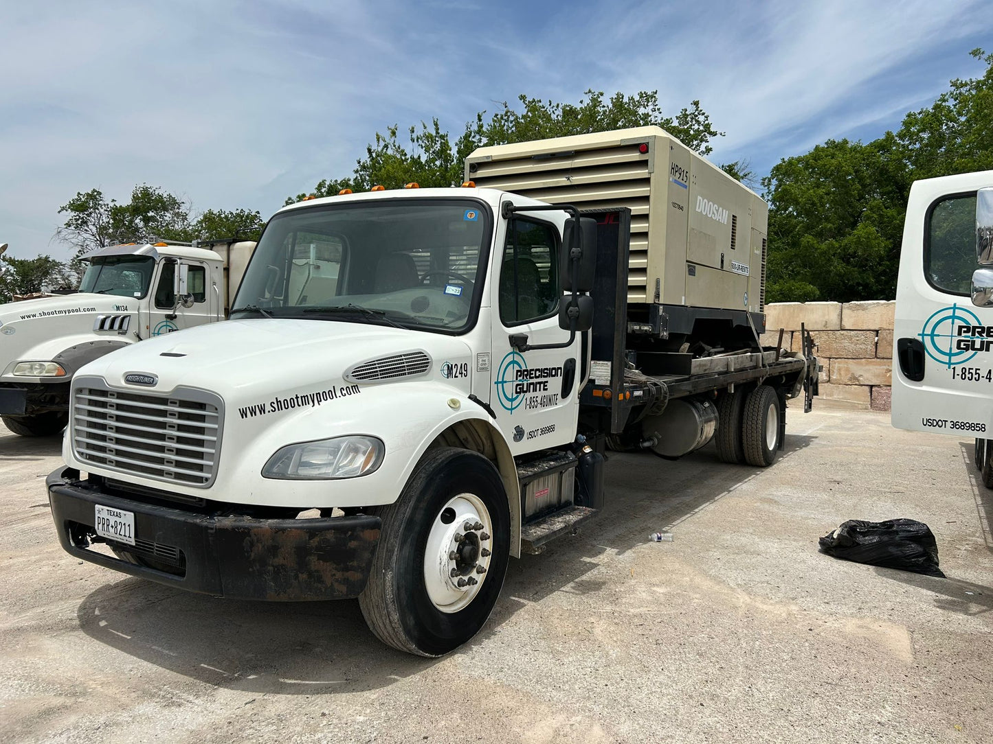 2016 Freightliner M2 106 Medium Duty Flatbed Truck