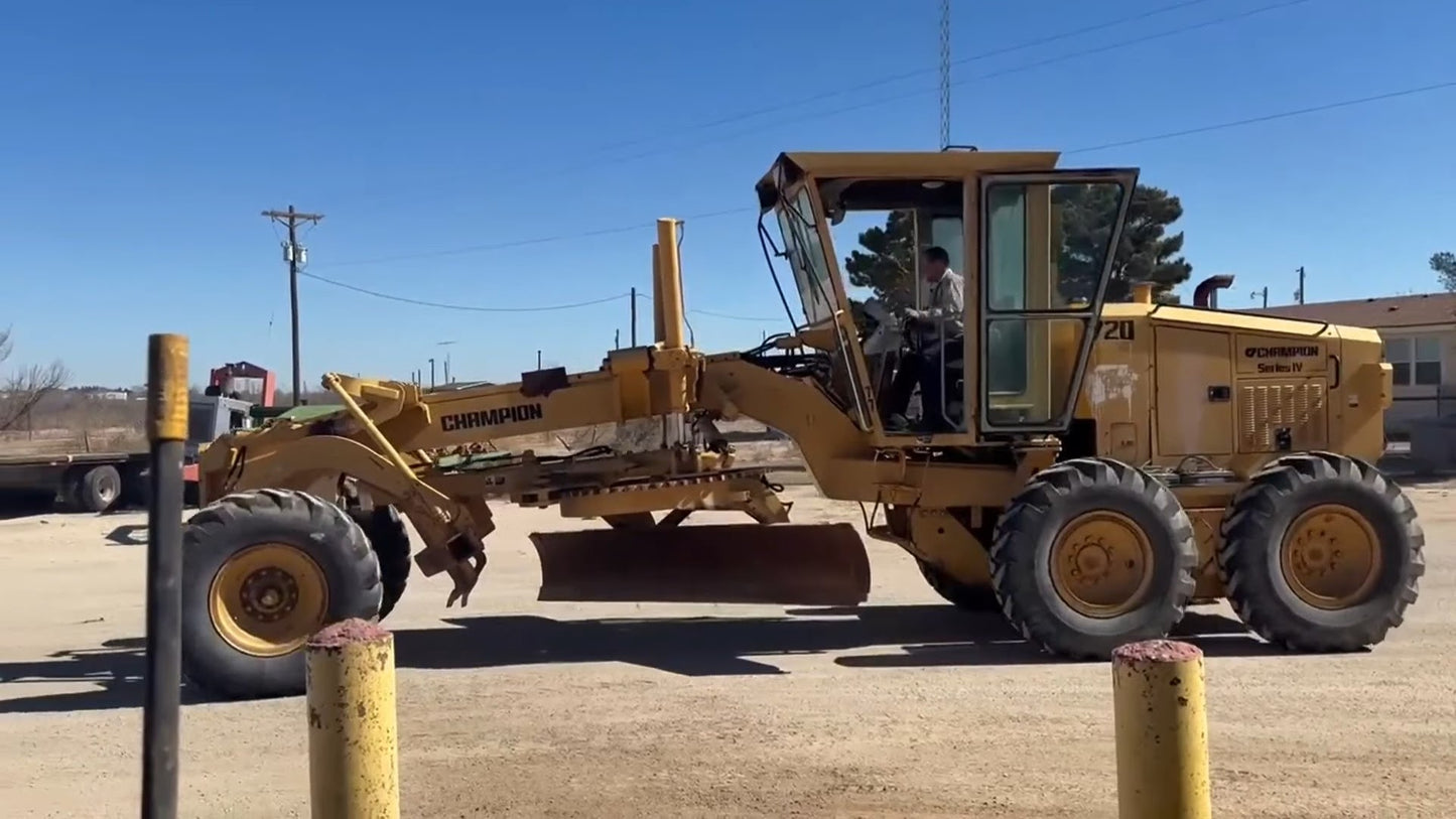 2003 Champion 720a Grader