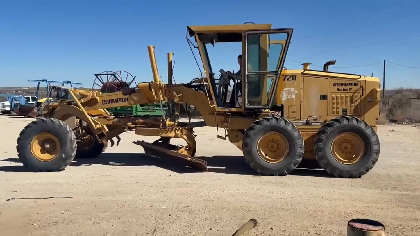 2003 Champion 720a Grader