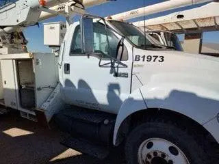 "2004 Ford Bucket Truck | Used Construction Equipment | Buy and Sell Pre-Owned Trucks"