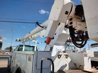 "2004 Ford Bucket Truck | Used Construction Equipment | Buy and Sell Pre-Owned Trucks"