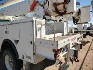 "2004 Ford Bucket Truck | Used Construction Equipment | Buy and Sell Pre-Owned Trucks"